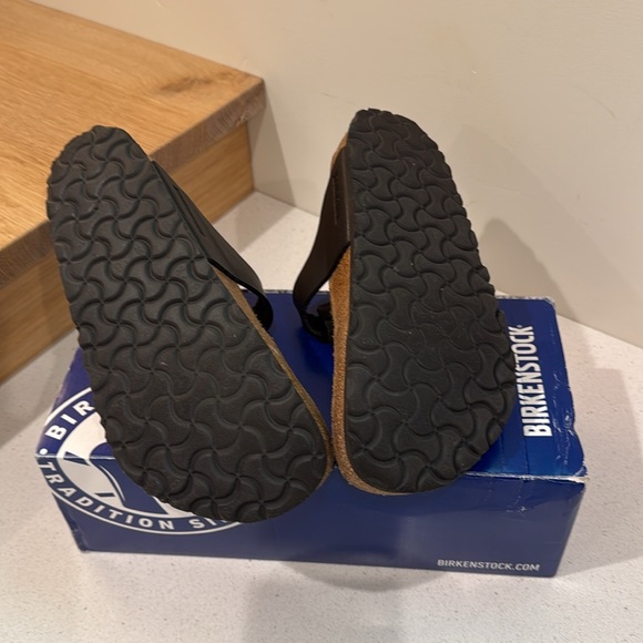 Birkenstock Medina Sandal in Black 39R - Picture 9 of 11